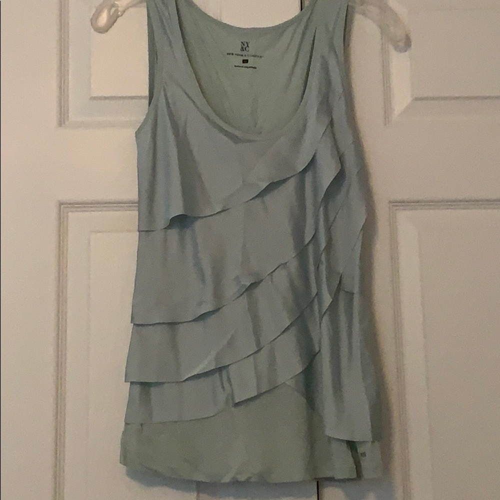 Sleeveless Blouse with Diagonal ruffle